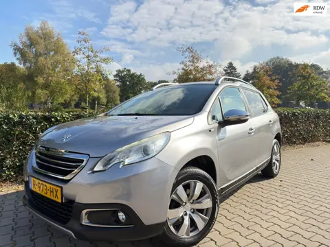 Peugeot 2008 1.2 PureTech Style Clima / Cruise / Navi-Multimedia / Isofix / Pdc / 16" Lm Velgen / Tr