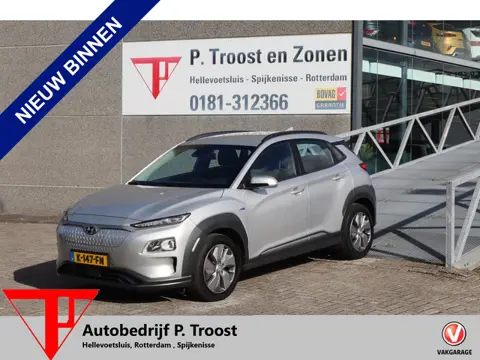 Hyundai KONA EV Comfort 64 kWh SOH 96% Nederlandse auto/Warmtepomp/Apple carplay/Achteruitrijcamera/