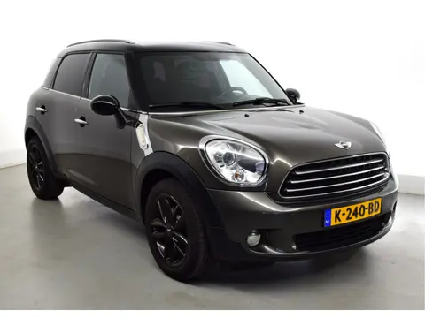 MINI Countryman 1.6 Cooper Salt trekhaak, stoelverw, multIstuur, privacyglas, cruise, airco