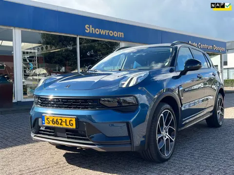 Lynk & Co 01 1.5 261pk PHEV 7DCTH | Black Edition | Orig.NL | PanoramaDak | 360 graden Camera | Carp