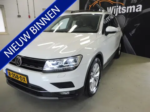 Volkswagen Tiguan 1.5 TSI ACT Highline Trekgewicht 1800kg Trekhaak | Pano | Lederen bekl. | Memoryst