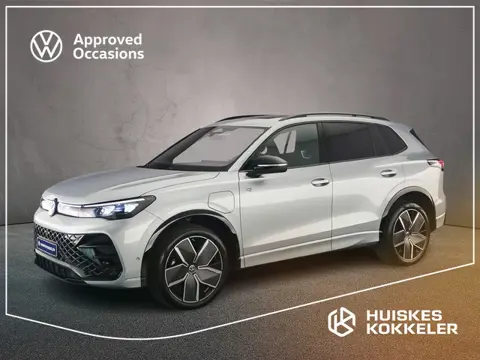 Volkswagen Tiguan R-Line Edition 1.5 TSI eHybrid 272pk DSG Automaat Trekhaak, Panoramadak, Black Sty
