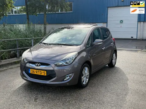 Hyundai Ix20 1.4i i-Vision Pano! Navi! Camera! 78.500 KM NAP!