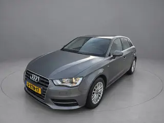 Audi A3 Sportback 1.2 TFSI Ambiente (bj 2014, automaat)