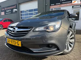 Opel Cascada 1.6 Turbo Cosmo Cabrio met leer en parkeersensoren en navigatie en bluetooth telefoon e