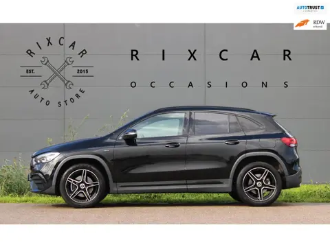 Mercedes-Benz GLA-klasse 250e AMG Line Sfeerlicht Camera + Winterset