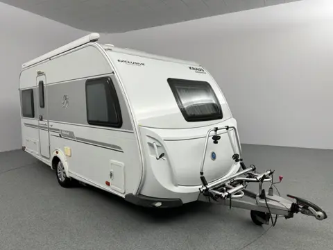 Knaus Südwind Exclusive 450 FU Bankairc Cassetteluifel Mover
