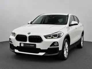 BMW X2 SDrive18i | Trekhaak | Camera | LED | Groot scherm | Navi | Stoelverwarming | Bluetooth