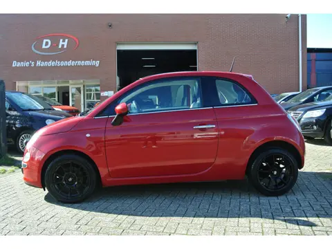 Fiat 500 0.9 TwinAir Lounge airco panoramadak inruil mogelijk nap