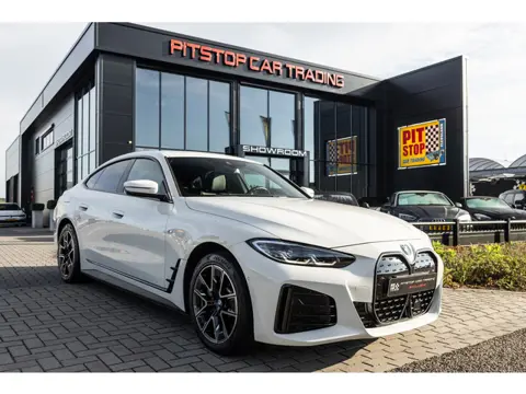 BMW I4 EDrive40 84 kWh, M-Sport, Adaptive Cruise, BTW, Dealer onderhouden!