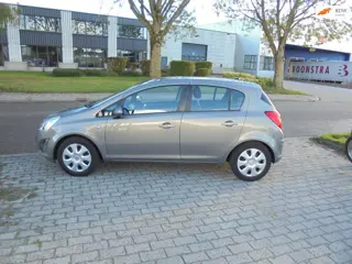 Opel Corsa 1.2-16V Berlin