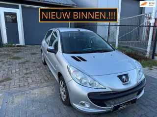 Peugeot 206 + 1.1 XR Airco Elek Ramen Lage KM