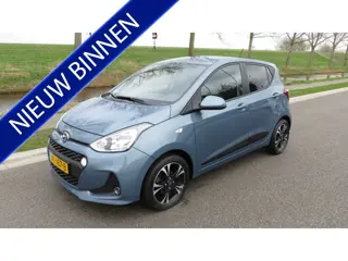 Hyundai i10 1.0i ** 5 DRS ** NAVI ** BT ** Cruise Control ** Lm velgen **  Supernetjes **