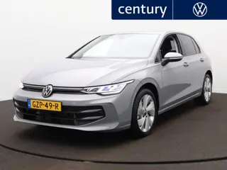 Volkswagen Golf 1.5 eTSI Life Edition | ACC | Camera | Carplay | Stoel Verwarming |