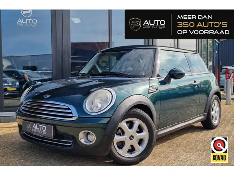 MINI Cooper 1.6 Pepper 120PK | Stoelverwarming | Lederen Bekleding | Airco | Panoramadak | Lichtmeta