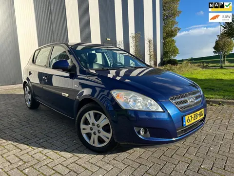 Kia Cee'd 1.4 X-ecutive Nw APK-Airco-Leder-Trekhaak-Elekpakket