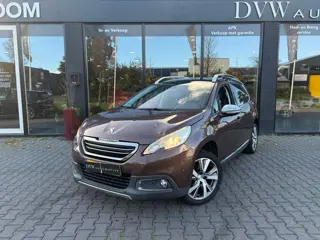 Peugeot 2008 1.6 VTi Féline