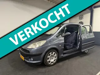 Peugeot 1007 1.4 Gentry