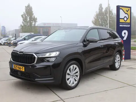 Škoda Kodiaq 1.5 TSI PHEV Business Ed. Groot MMI, FULL LED, trekhaak Herfst aanbieding!