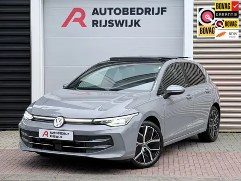 Volkswagen GOLF 1.5 eTSI Pano/Memory/Matrix/HuD