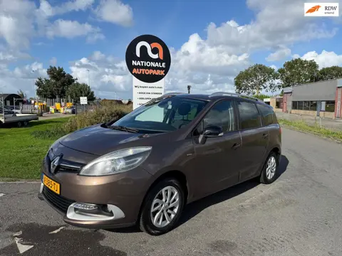 Renault Grand Scénic | 2015 | 1.2 TCe Limited | 7 persoons | Handgeschakeld | Navi | APK 2027