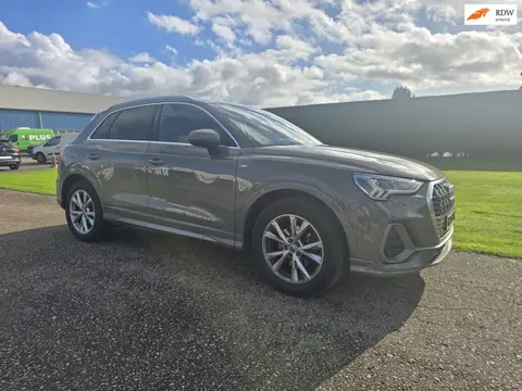 Audi Q3 35 TFSI S Line | Start Stop | Keyless go | Navigatie | Stoelverwarming | Audi Pre Sense | PD