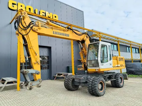 Liebherr A 924 Litronic (bj 2000)