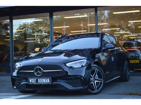 Mercedes-Benz C-Klasse Estate 300 e AMG Led Leder Panorama Memory Distronic Massage Camera 360 Night