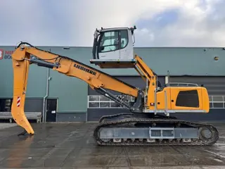 Liebherr LH 40 C (bj 2015)