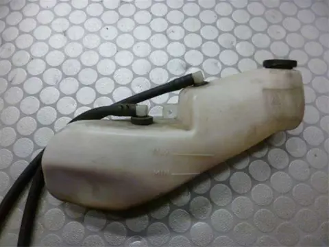 KOELVLOEISTOF RESERVOIR Triumph Sprint ST 955 1999 - 2005