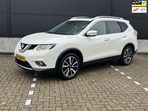 Nissan X-Trail 1.6 DIG-T Connect Edition
