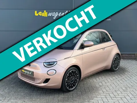 Fiat 500 C e La Prima 42 kWh Cabrio *carplay *leer *stoelv. *VERKOCHT*