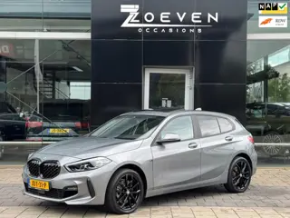 BMW 1-serie 120i M-pakket|Pano| Camera|Virtual|17 Inch