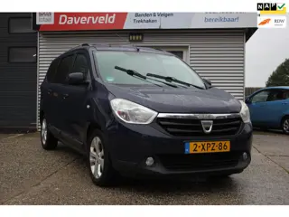 Dacia Lodgy 1.2 TCe Blackline 5p. 5-deurs, boekjes, 2x sleutel nl auto, nap, apk, navigatie, trekhaa