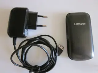 SAMSUNG- GT- E1190