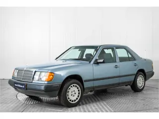 Mercedes-Benz E-Klasse 200-500 230 E LPG . (bj 1985)