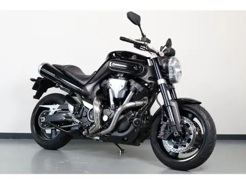 Yamaha MT01 (bj 2010)