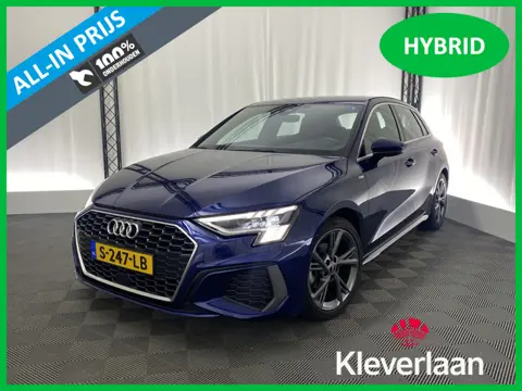 Audi A3 Sportback 35 TFSI S edition Automaat | 3x S-Line | CarPlay | Leder | HUD | Virtual CockPit |