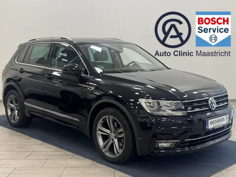Volkswagen Tiguan 1.5 TSI ACT R-Line 150pk | Leer | elektr. Klep | Navi |