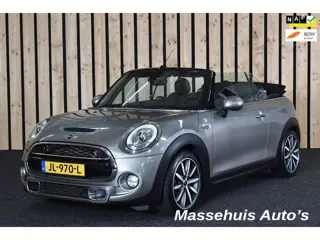Mini Cabrio 2.0 Cooper S Chili Serious Business 192 PK JCW LED 17" NL-auto Stoelverw. Clima + Nwe AP