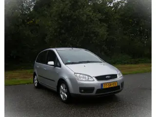 Ford Focus C-Max 1.6-16V Futura . Airco . Trekhaak . PDC . LMV . Elec ramen . enz
