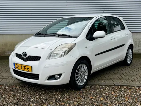 Toyota Yaris 1.3 VVTi Dynamic 101pk [1e eig, dealer oh, cruise,airco ]
