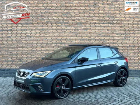 SEAT Ibiza 1.0 TSI FR Black Edition Pano Virtual Cruise Led Cam Stoelvw Alca Climatr