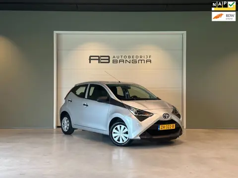 Toyota Aygo 1.0 VVT-i 5-DEURS X-uitv|BLUETOOTH|AUX+USB|85.837 km NAP|RECENT OH + nwe BANDEN + REMMEN