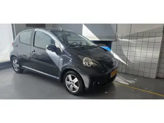 Toyota Aygo 1.0-12V Sport
