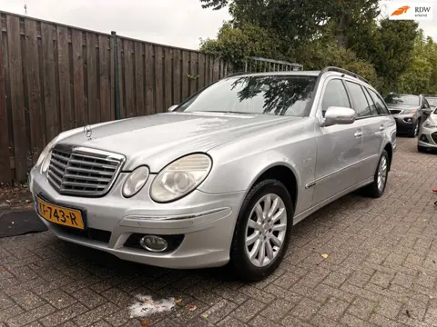 Mercedes-Benz E-klasse Estate 220 CDI Avantgarde - airco - leder - cruise control - schuifdak