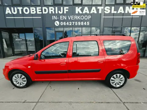 Dacia Logan MCV 1.6-16V Lauréate - Airco -