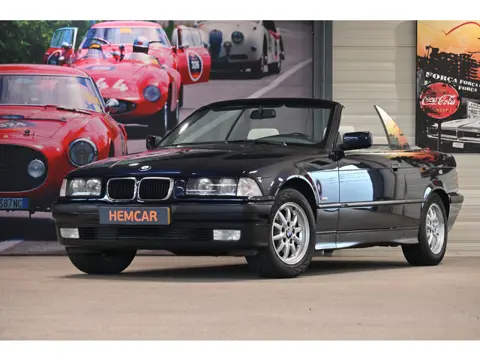 BMW 3 Serie Cabrio 318i Executive (bj 2001)