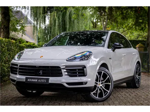 Porsche Cayenne Coupé 3.0 E-Hybrid Stoelventilatie Sport Chrono Sportuitlaat Panorama