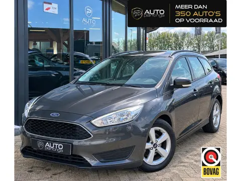 Ford Focus Wagon 1.0 Trend Edition | Dealeronderhouden | NL AUTO | Nette Staat | Trekhaak | Airco | 